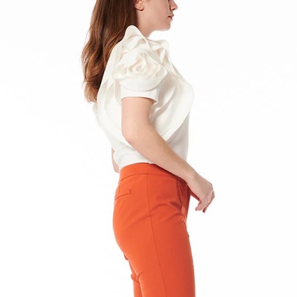 Rose detailed top - Picture 2 of 6